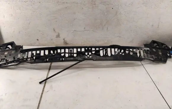 BMW 5 G30 G31 Rear bumper mounting bracket 21754011 7357144