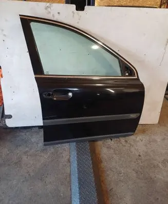 Volvo XC90 Front door