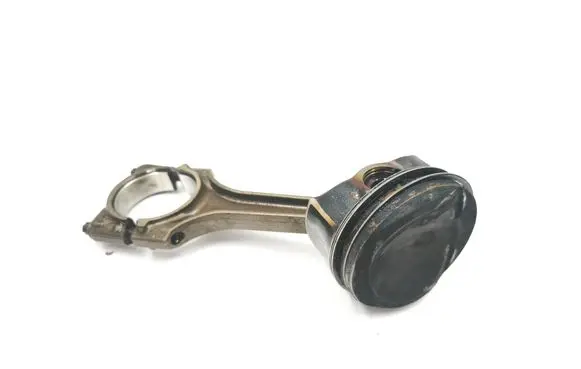 Skoda Octavia Mk2 (1Z) Piston with connecting rod