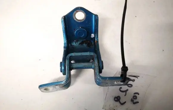 Mazda 2 Rear door lower hinge