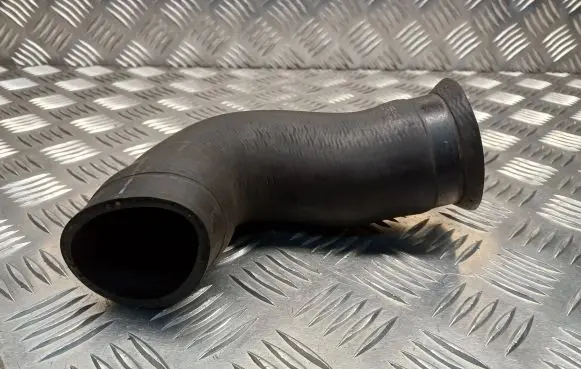 Audi A4 S4 B7 8E 8H Intercooler hose/pipe 8E0145837G