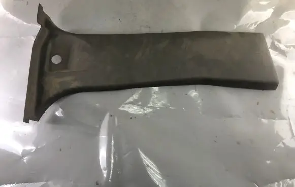 Nissan Patrol Y61 (B) pillar trim (bottom) 76915VB000