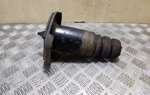 Volvo XC70 Coil spring/strut mount 