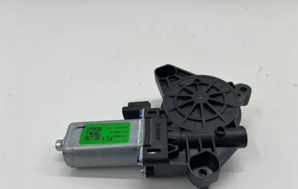 MG MG3 III Front door window regulator motor 11318542