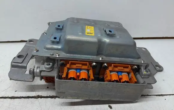 Renault Zoe Voltage converter inverter 293A07017R 293D61787RB