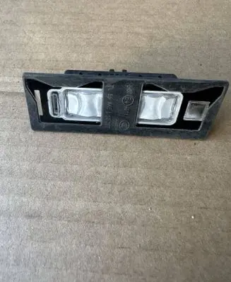 Audi Q7 4M Number plate light 8W6943021A