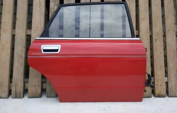 Rear door