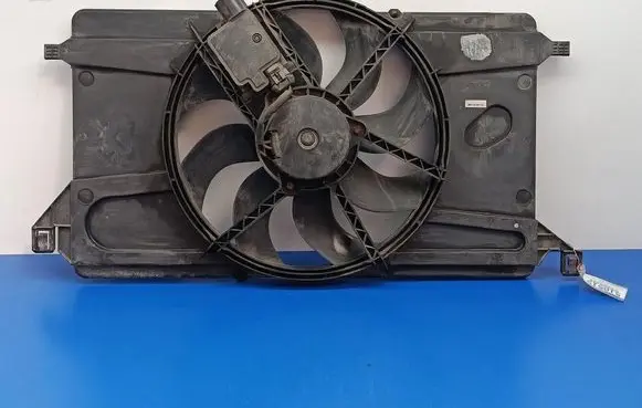 Ford Focus C-MAX Electric radiator cooling fan 3M518C607EC