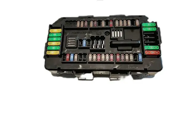 BMW 5 F10 F11 Fuse box set 9389068