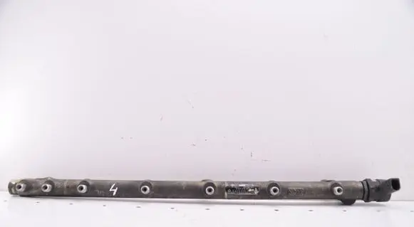 Fuel main line pipe