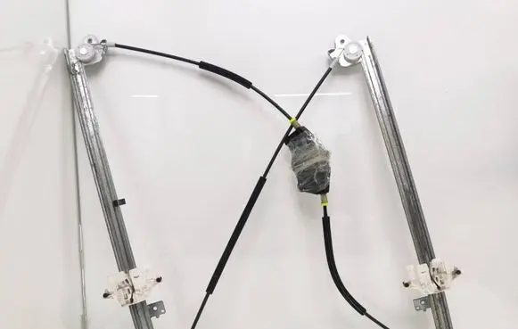Peugeot 807 Front window lifting mechanism without motor