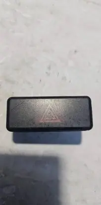 BMW 5 E39 Hazard light switch 8350947