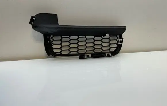 BMW 6 F06 Gran coupe Front fog light trim/grill 8050347 15857711