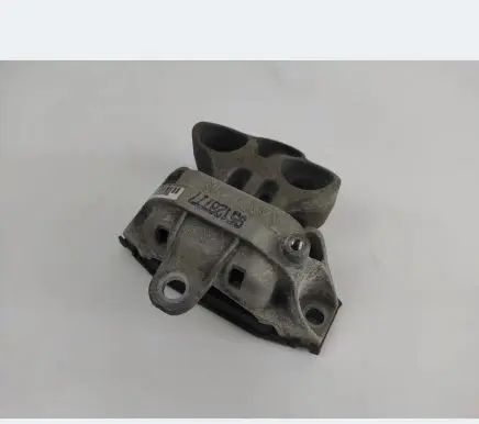 Opel Mokka Engine mount bracket 95128777