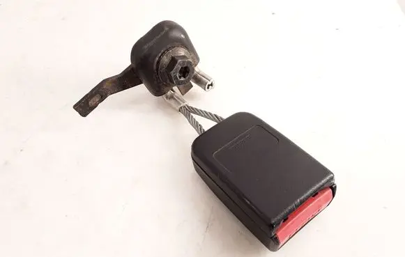 Renault Laguna III Rear seatbelt buckle