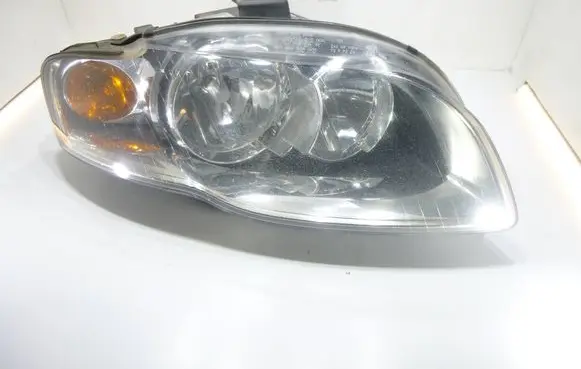 Audi A4 S4 B7 8E 8H Headlight/headlamp 8E0941004AJ 0301219202