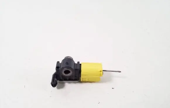 Mitsubishi Outlander Airbag deployment crash/impact sensor 8651A165
