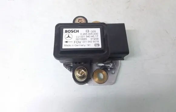 Mercedes-Benz E W210 ESP acceleration yaw rate sensor 0265005230 LU0015404517 0010885