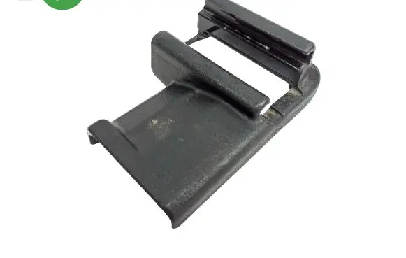 Mercedes-Benz C W203 Front passenger seat rail trim 2039190420 2039192220