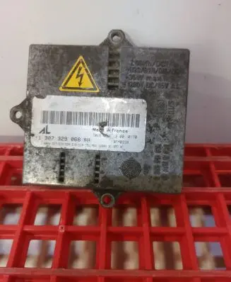 Audi A8 S8 D2 4D Headlight ballast module Xenon 1307329066