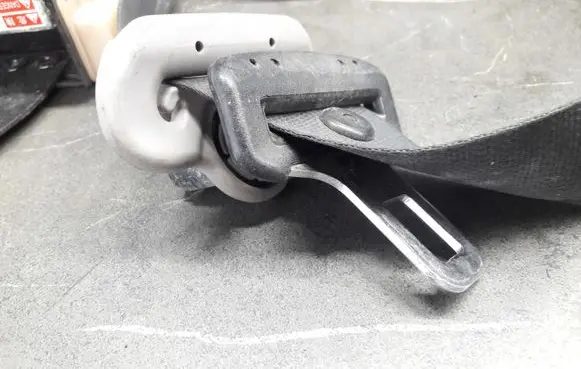 Nissan Almera N16 Seat belt trim 2910321R