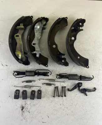 Honda CR-V Handbrake/parking brake pads 