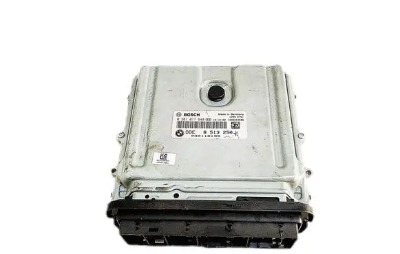 BMW 5 F10 F11 Engine control unit/module 8513250 0281017648
