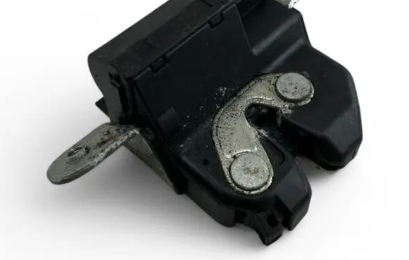 Fiat Punto (199) Tailgate/trunk/boot lock/catch/latch 55701971