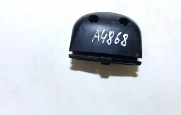Steering wheel buttons/switches