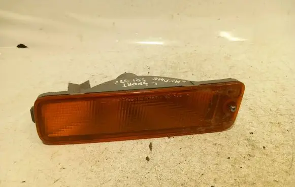 Mitsubishi Pajero Sport I Front indicator light