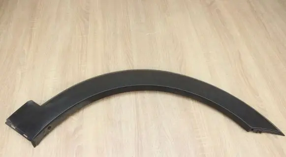 Chevrolet Captiva Front bumper splitter molding 