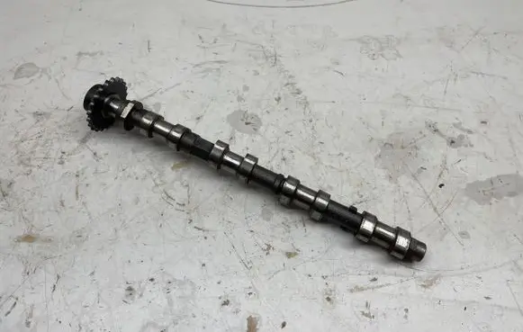 BMW 3 E46 Camshaft 2246500