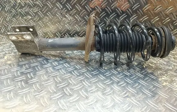 Peugeot 3008 I Front shock absorber with coil spring