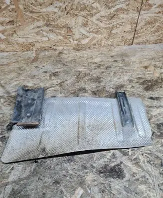 Mercedes-Benz E W211 Exhaust heat shield