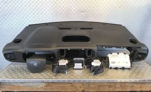 Peugeot Expert Dashboard 
