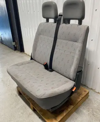 Volkswagen Transporter - Caravelle T4 Front double seat 