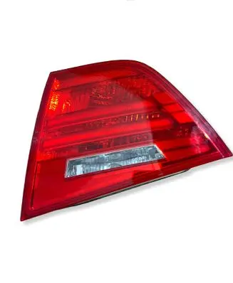 BMW 3 E90 E91 Tailgate rear/tail lights 4871740