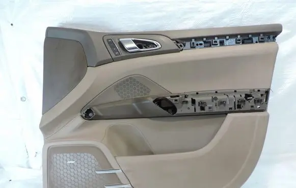 Porsche Cayenne (92A) Front door card panel trim 7P5867012DE