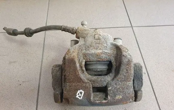 Ford S-MAX Front brake caliper