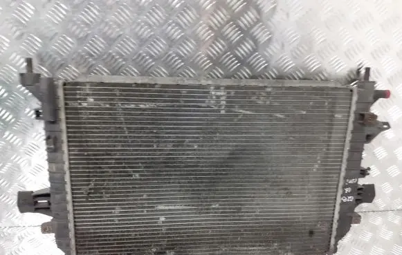 Opel Zafira B Coolant radiator