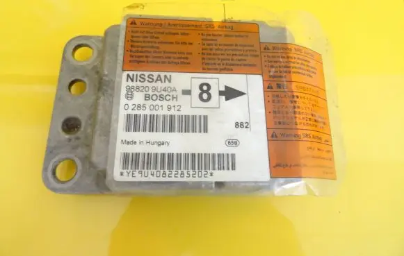 Nissan Note (E11) Airbag control unit/module 0285001912