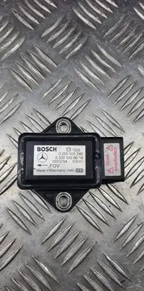 Mercedes-Benz E W211 ESP acceleration yaw rate sensor 0265005246 0023754 A0025426618