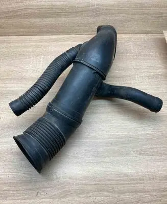 BMW 5 E39 Air intake duct part 7786221 4809077901