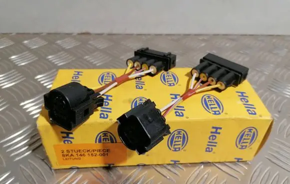 Volkswagen Golf III Headlight/headlamp wiring loom/harness 8KA146152001