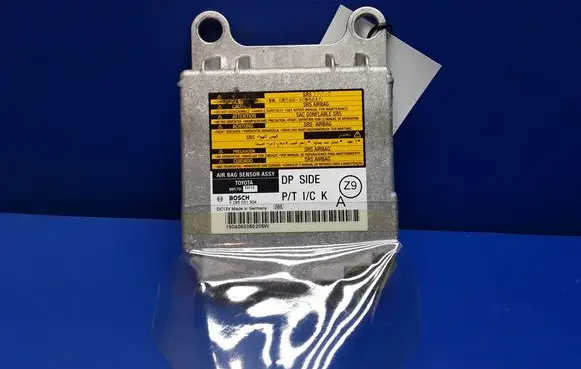 Lexus IS 220D-250-350 Airbag control unit/module 8917053110 0285001904