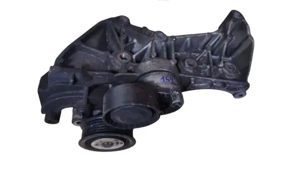 Dacia Duster Engine mounting bracket 8200473400