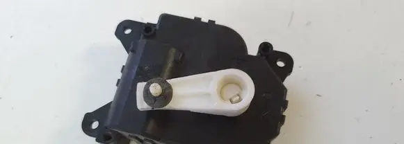 Toyota Auris E180 A/C air flow flap actuator/motor 