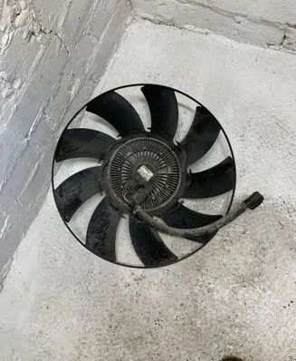 Land Rover Discovery 3 - LR3 Viscous fan clutch 5H228600JB F1511003