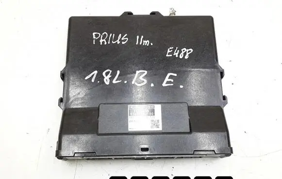 Toyota Prius (XW30) Engine control unit/module 8968147100