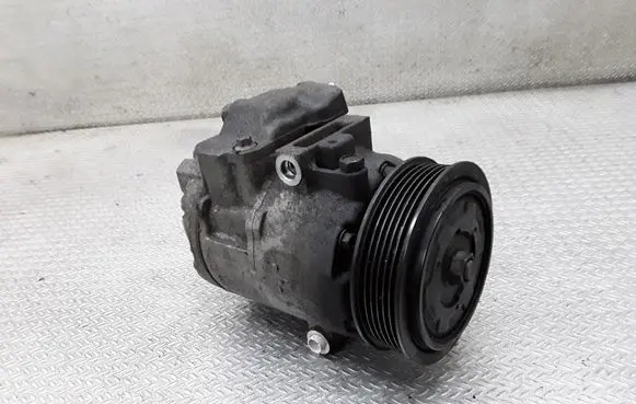 Volkswagen Polo Air conditioning (A/C) compressor (pump) 6Q0820803J